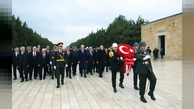 Cumhurbaşkanı Erdoğan'dan Anıtkabir'de Türkiye Yüzyılı vurgusu